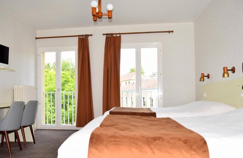 Bourbonne-les-Bains Hotel | Hotel des Lauriers Roses