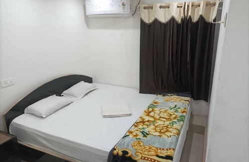 Raxaul Hotel | Hotel Dharam Mukti