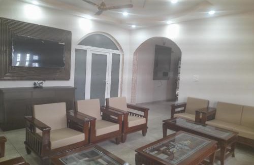 Sidhpur Hotel | Hotel Dharamshala Ayush Health Paradise