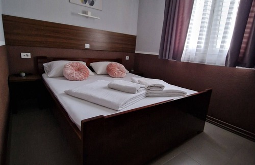 Kraljevo Hotel | Hotel Djerdan