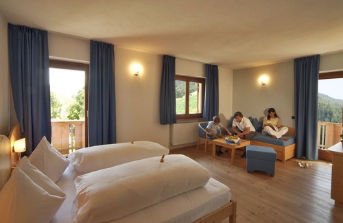 Monguelfo Hotel | Hotel Dolomiten