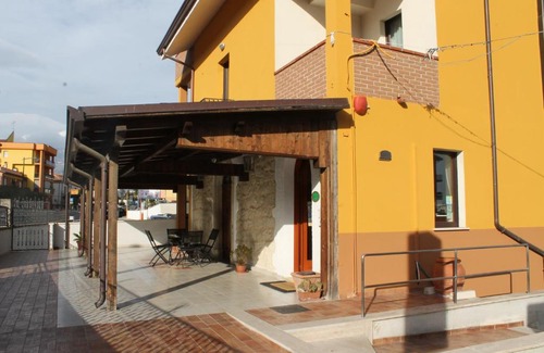 Piane d'Archi-Quadroni Hotel | Hotel Domus