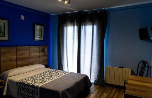 Villanueva de la Canada Hotel | Hotel Don Angel