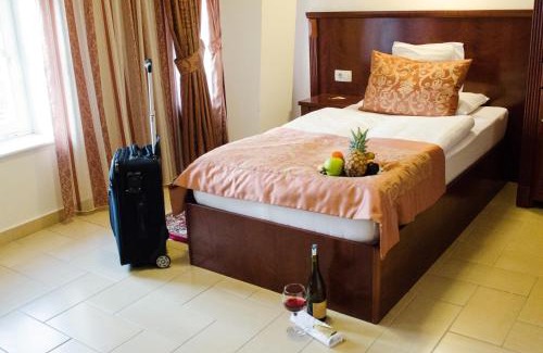 Kaposvar Hotel | Hotel Dorottya
