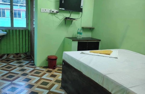 Madhyamgram Hotel | HOTEL DREAMLAND