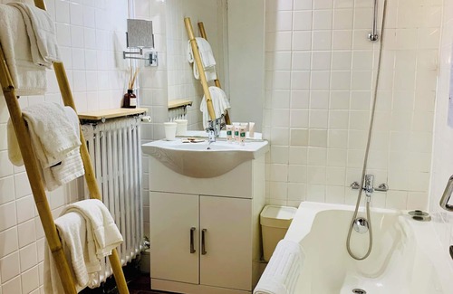 Aisey-sur-Seine Hotel | Hotel du Roy