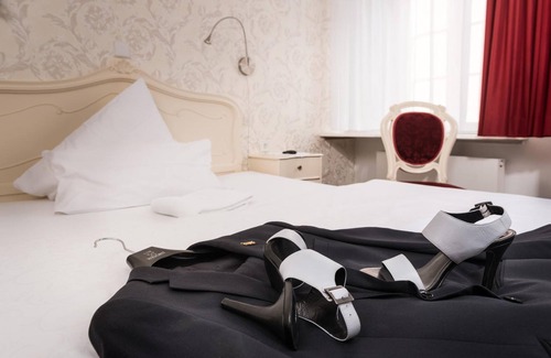 Schwaebisch Gmuend Hotel | Hotel Einhorn