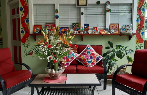 Puerto Barrios Hotel | Hotel El Delfin
