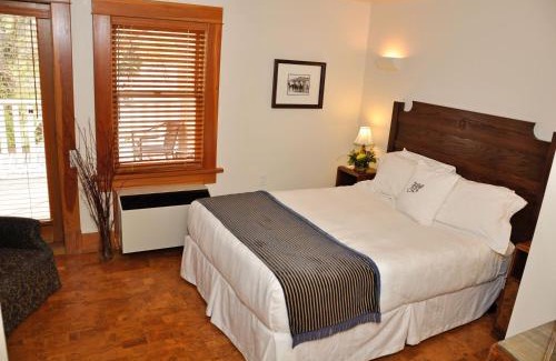 South Pandosy Hotel | Hotel Eldorado at Eldorado Resort