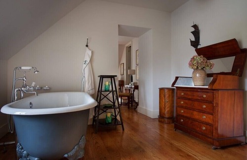Saint Ann's Chapel Hotel | Hotel Endsleigh