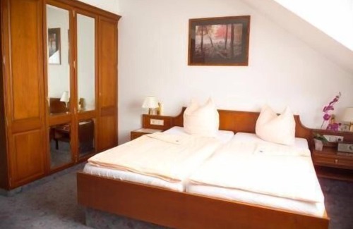 Eppelborn Hotel | Hotel Eppelborner Hof