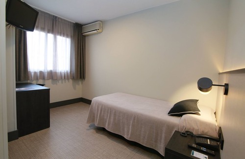 Esplugues de Llobregat Hotel | Hotel Esplugues