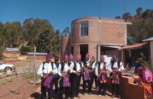 Lake Titicaca - Puno House | HOTEL ESTANCIA willkawatana LODGE