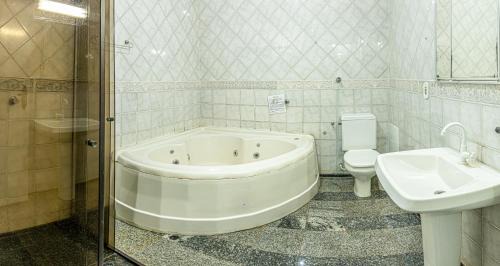 Jaboticabal Hotel | Hotel Estancia Santa Amélia
