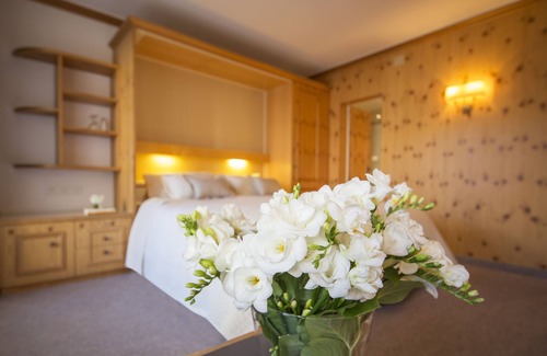 Champfer Hotel | Hotel Europa Suites