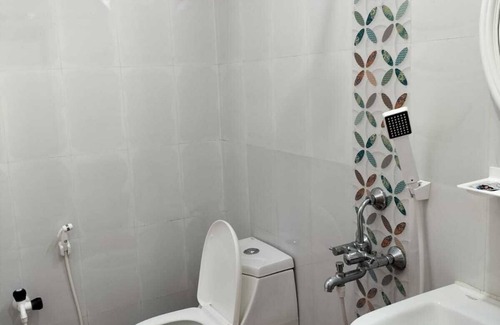 Hailakandi Bed & Breakfast | Hotel Executive Inn