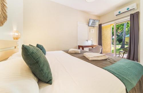 Etang Sale Les Bains Hotel | Hotel Exsel Floralys