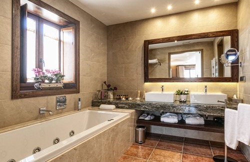 Sant Aniol de Finestres Hotel | HOTEL FINCA EL VENTÓS