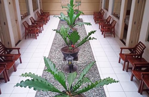 Jember Hotel | Hotel Flamboyan