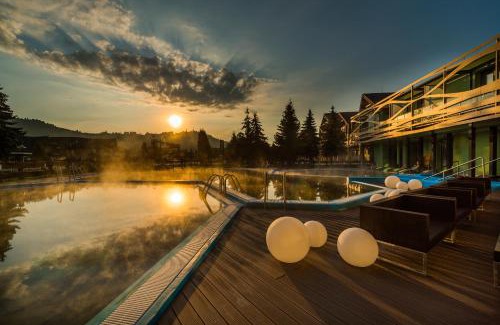 Besenova Hotel | Hotel Galeria Thermal Bešeňová