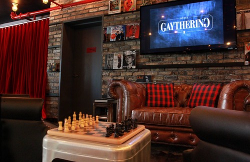West Avenue Hotel | Hôtel Gaythering - Gay Hotel - All Adults Welcome