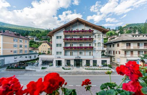 Ortisei Hotel | Hotel Genziana
