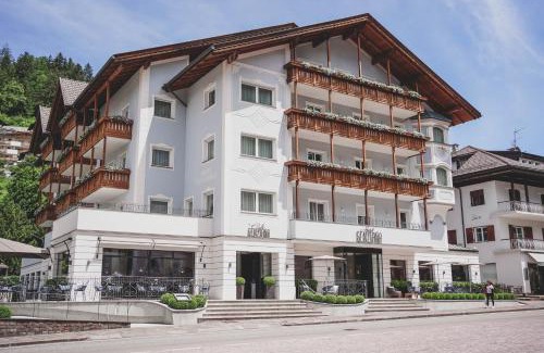 Ortisei Hotel | Hotel Genziana