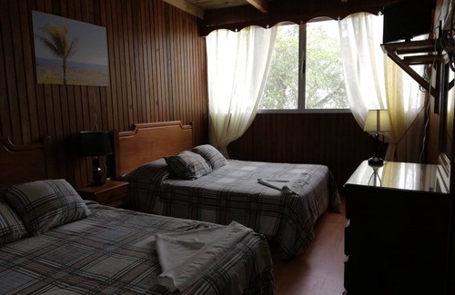 Puerto Barrios Hotel | Hotel Gil Resort