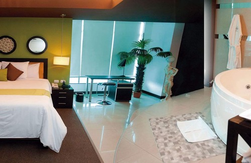 Independencia Hotel | Hotel Ginebra
