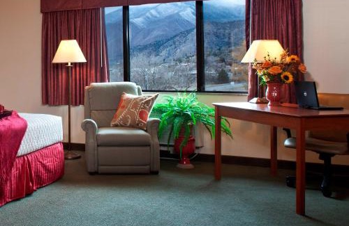 Glenwood Springs Hotel | Hotel Glenwood Springs