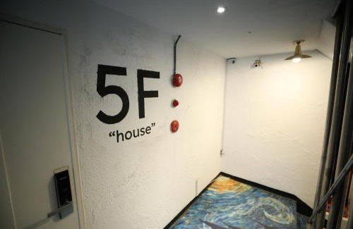 Daeheung-dong Hotel | Hotel Golden Hill