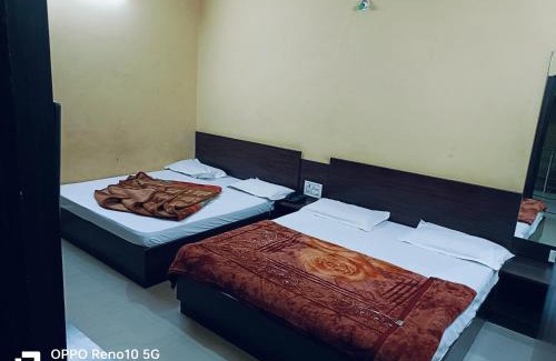 Nathdwara House | Hotel Gopi Vallabh