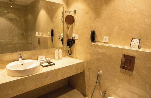 Changanacherry Hotel | Hotel Grand Ajantha