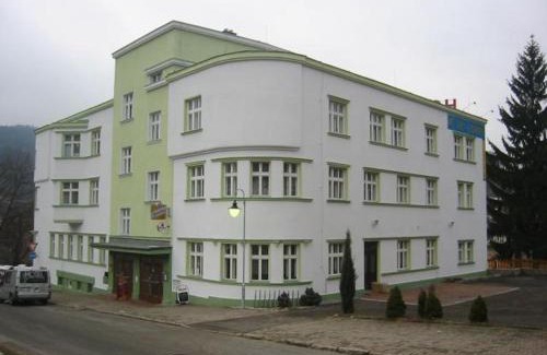Tanvald Hotel | Hotel Grand