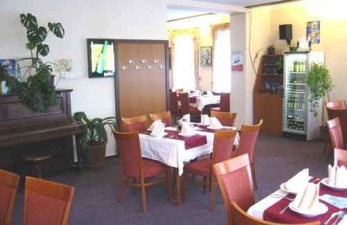 Tanvald Hotel | Hotel Grand