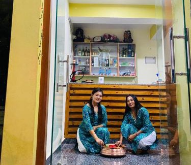 Sauraha Hotel | Hotel Greenlight