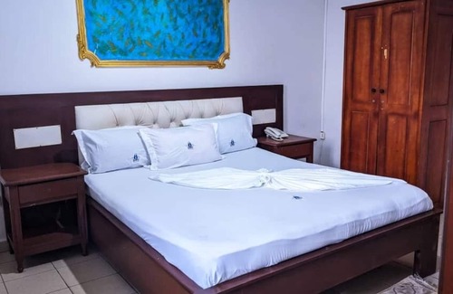 Yaounde Hotel | HOTEL GUIKO PALACE