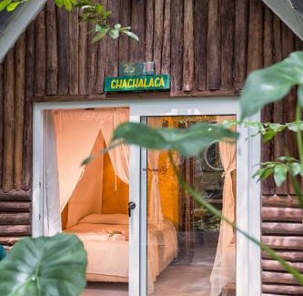 Rio Dulce Hotel | Hotel Hacienda Tijax Jungle Logde