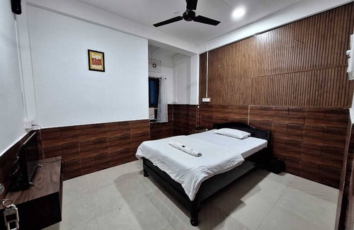 Yupia Hotel | Hotel High East