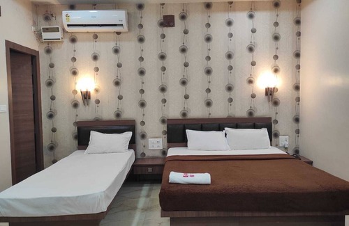 Sibsagar Hotel | Hotel Holiday Palace