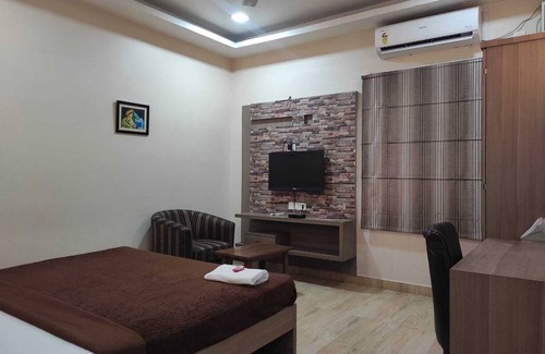 Sibsagar Hotel | Hotel Holiday Palace