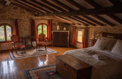 Arnes Hotel | Hotel Hort De Fortunyo