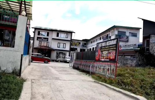 Srinagar Hotel | HOTEL HUMA