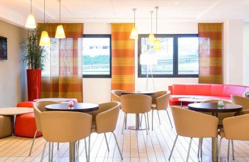 Cardano al Campo Hotel | Hotel Ibis Milano Malpensa