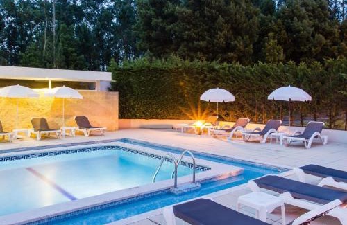 Santa Maria da Feira Hotel | Hotel ibis Porto Sul Europarque