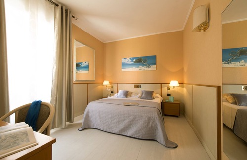 Casarile Hotel | Hotel Il Castelletto