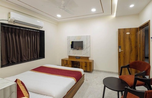 Daulatabad Hotel | Hotel Money Plant