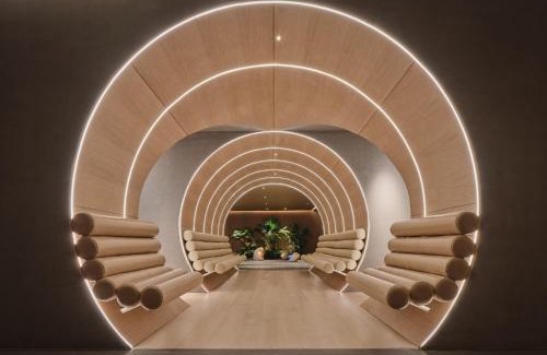 Shangcheng Hotel | Hotel Indigo Hangzhou Uptown,Close to Westlake , boutique design hotel with freeflow minibar