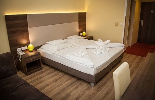 Veszprem Hotel | Hotel Jade - Ezüsthíd Hotel