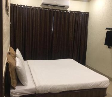 Amarnath Hotel | Hotel Jawahar